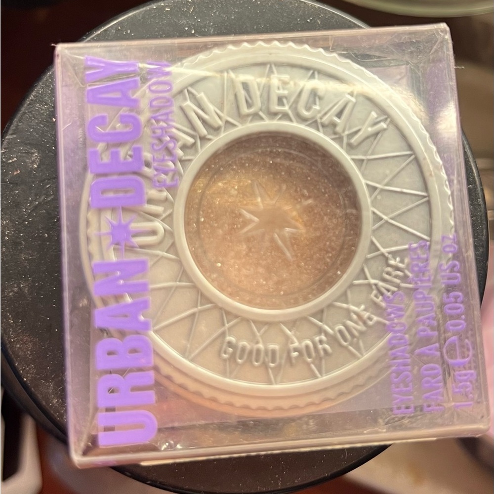 Urban Decay Eyeshadow in midnight cowboy